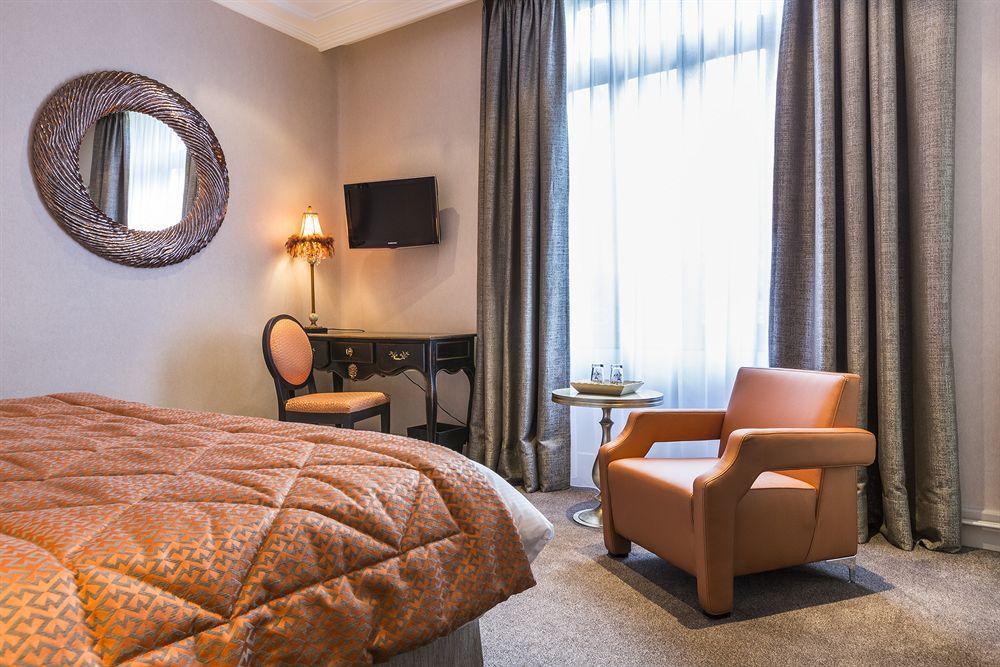 Hotel Le Cottage Bise Talloires Esterno foto