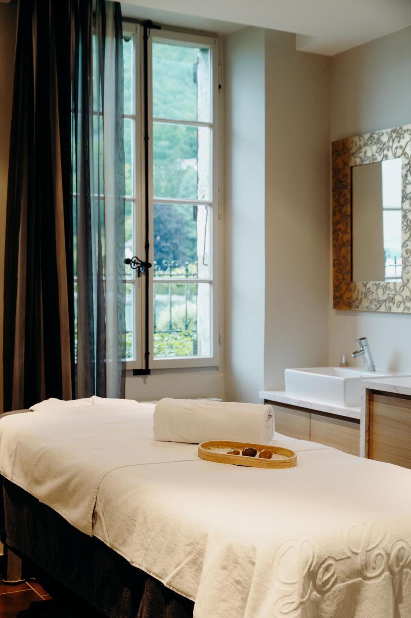Hotel Le Cottage Bise Talloires Esterno foto